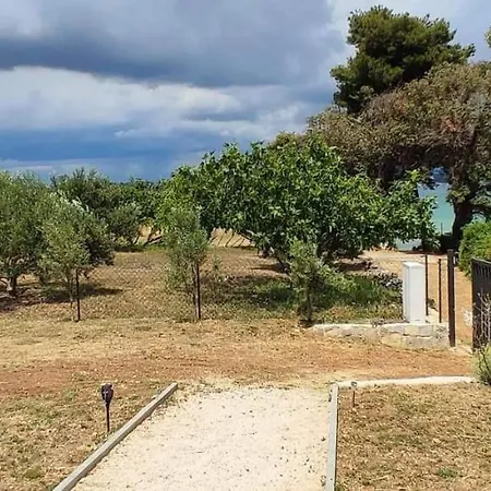 Holiday home Kucica Bartovica
